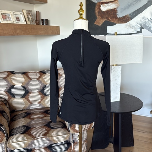 Athleta North Point Rashguard - Picture 6 of 12